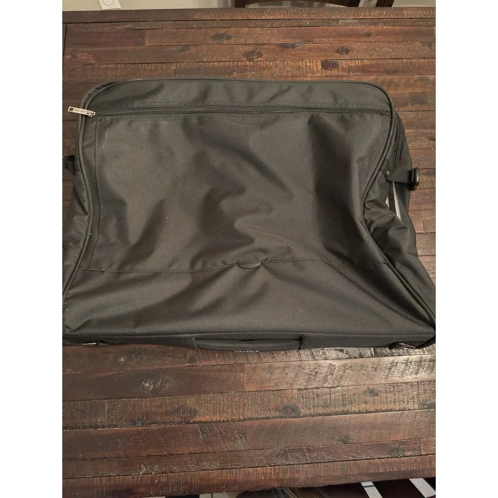 Delsey Paris delsey paris